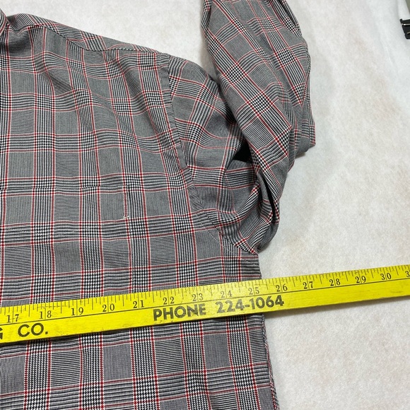 Tommy Hilfiger Plaid Shirt button Down shirt collared long sleeves  Frayed Top - Picture 5 of 9